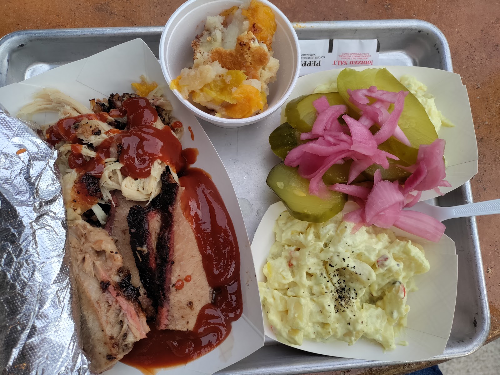 Barbecue plate detail